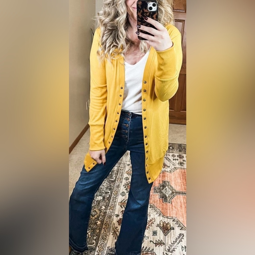NWT Long button up cardigan Duster size small mustard yellow